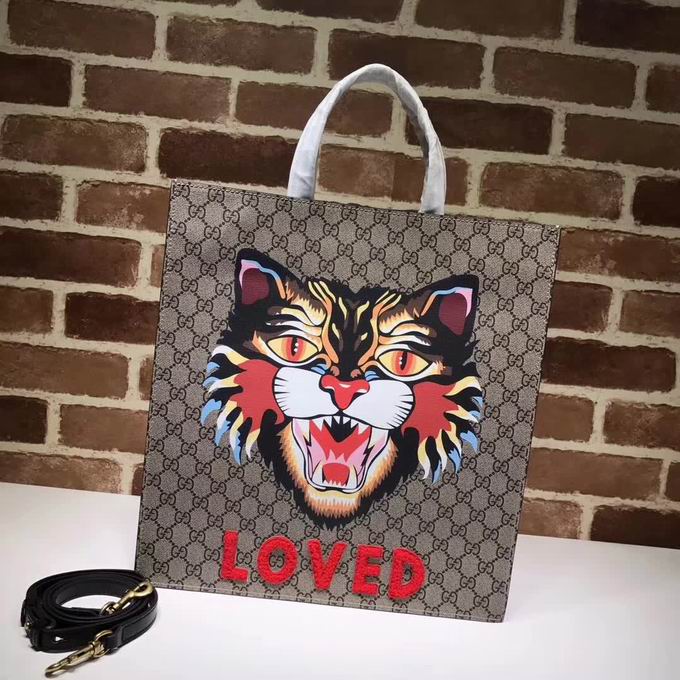 Gucci Angry Cat print GG Supreme tote