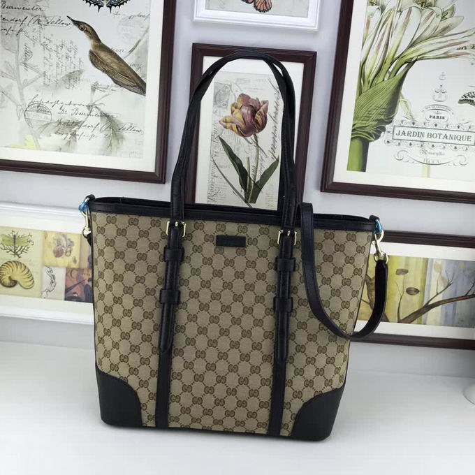  Gucci GG Supreme tote black leather