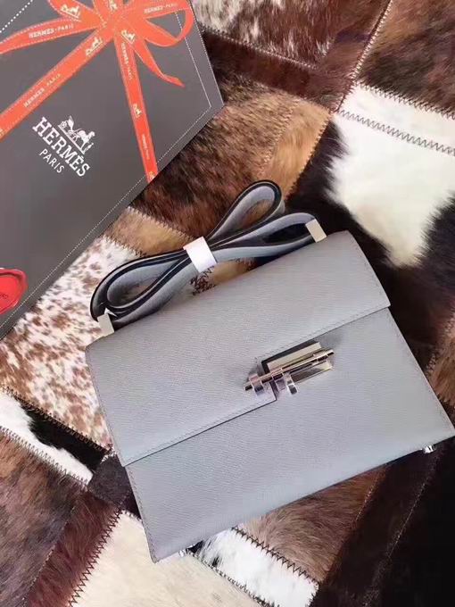  HERMES EPSOM VERROU SHOULDER BAG in gray