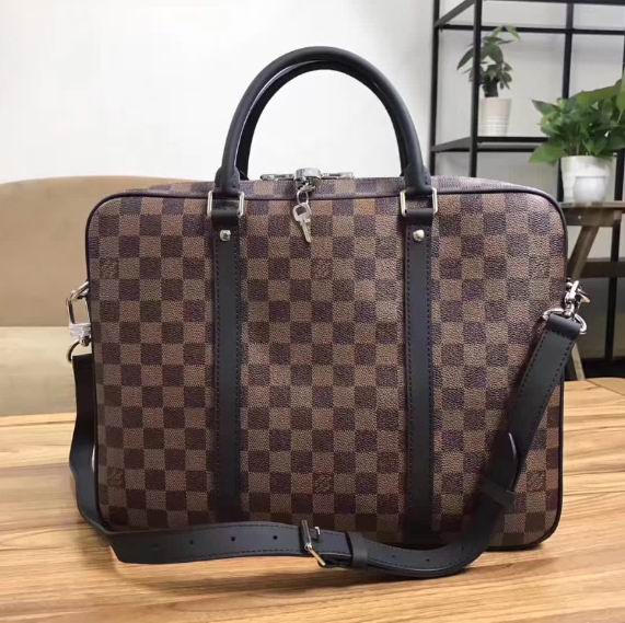  Louis Vuitton PORTE-DOCUMENTS VOYAGE PM