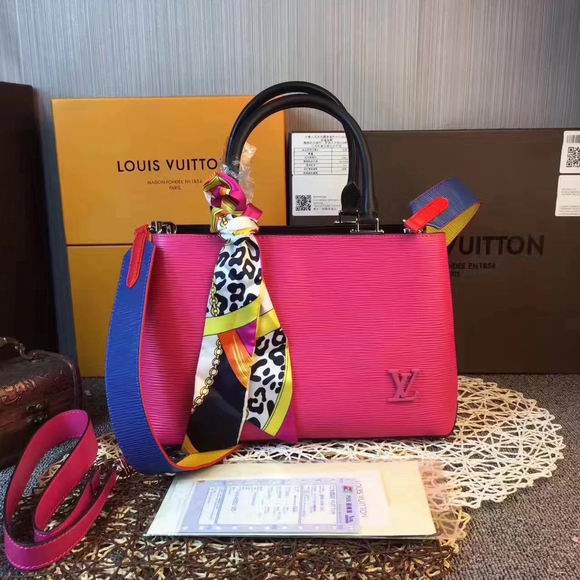  Louis Vuitton KLEBER PM EPI COQUELIC Rose