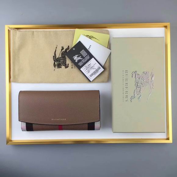  Burberry House Check And Leather Continental Wallet brown