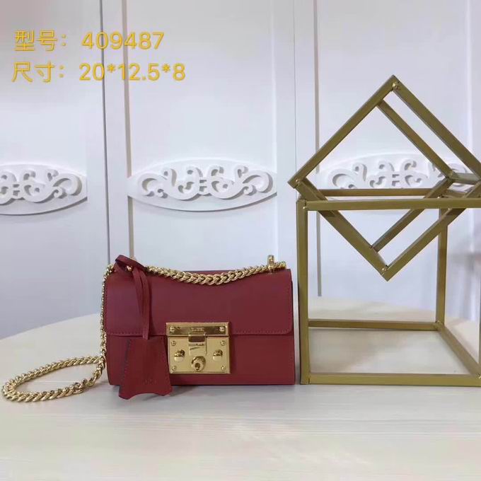  Gucci Padlock calf leather shoulder bag red