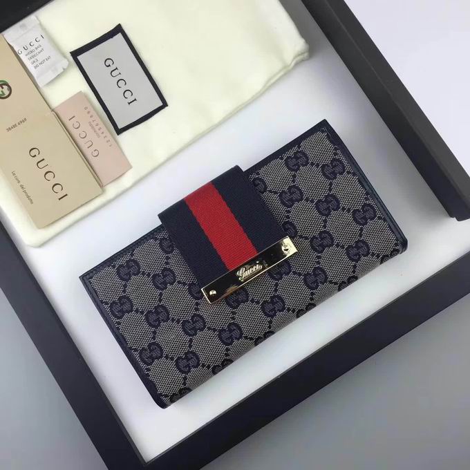  Gucci GG supreme wallet blue