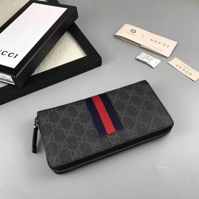  Gucci GG Supreme Web zip around wallet