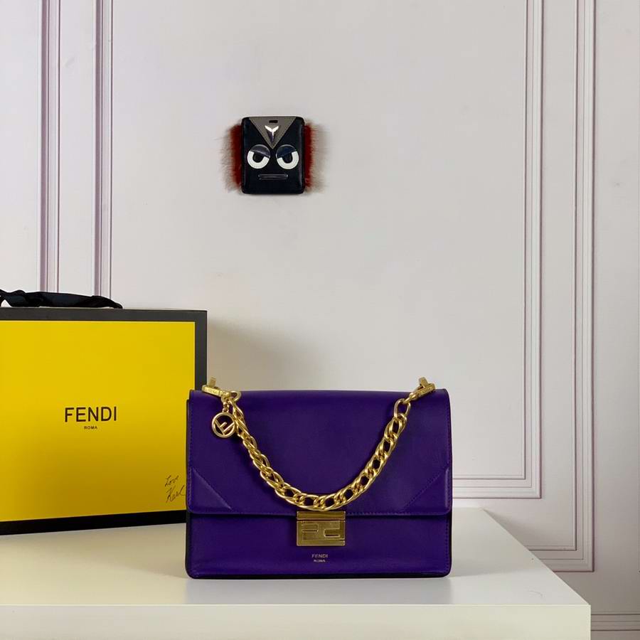  KAN U Purple leather bag