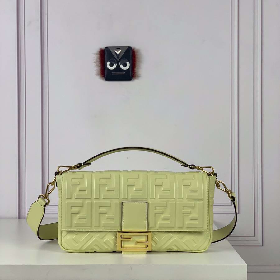  BAGUETTE yellow leather bag Large