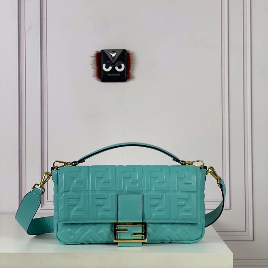  BAGUETTE blue leather bag Large