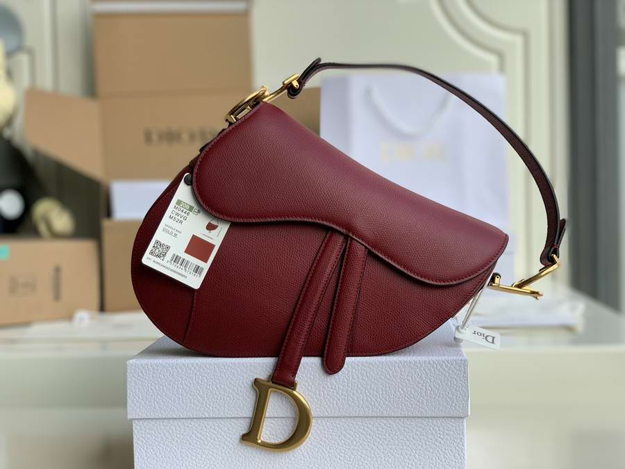  SADDLE BAG Cherry Red Grained Calfskin