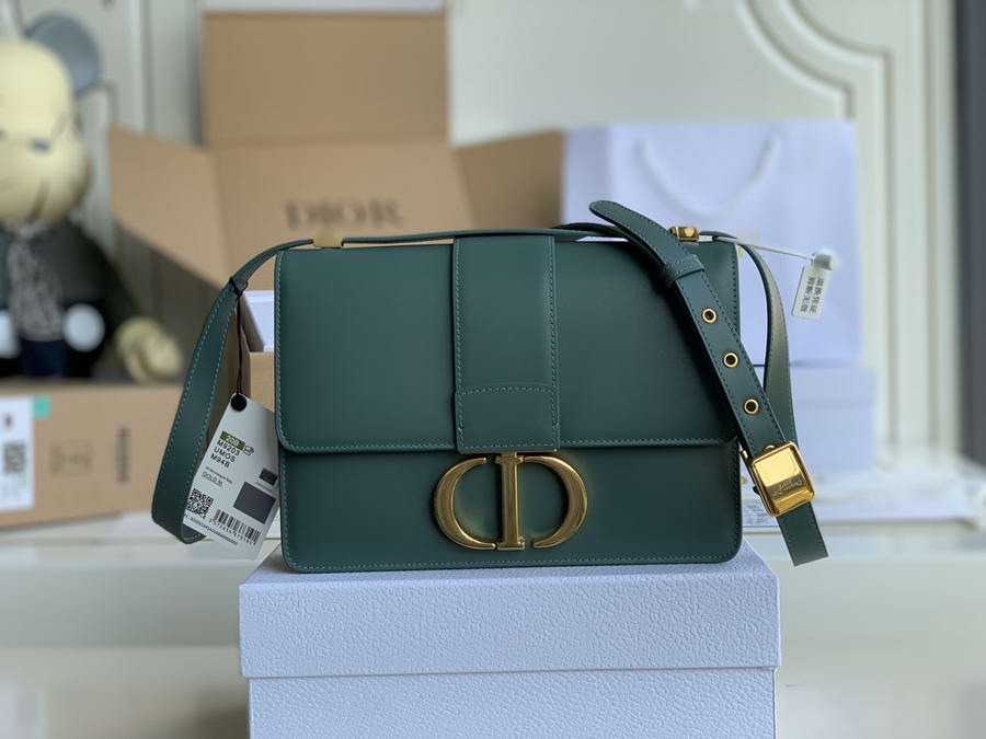  30 MONTAIGNE BAG Mint Green Box Calfskin