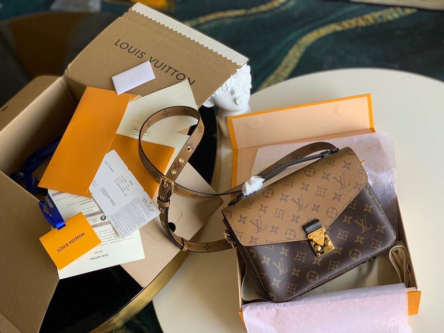  POCHETTE M&Eacute;TIS