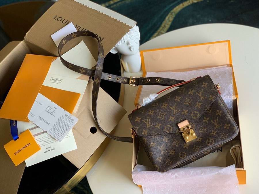  POCHETTE M&Eacute;TIS