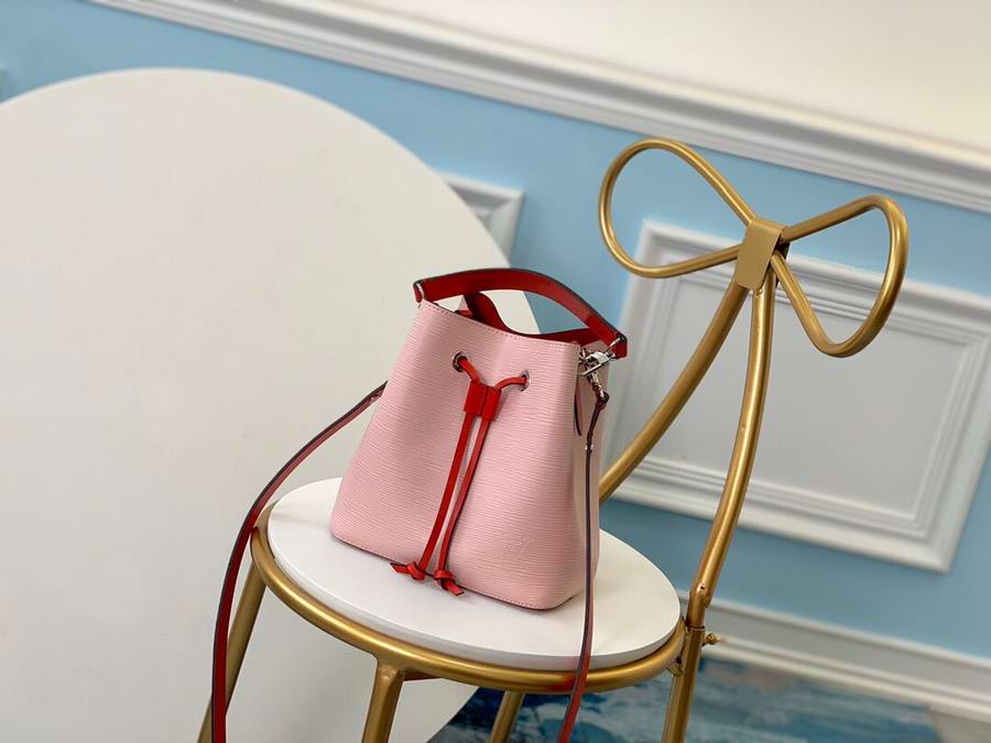  N&Eacute;ONO&Eacute; BB