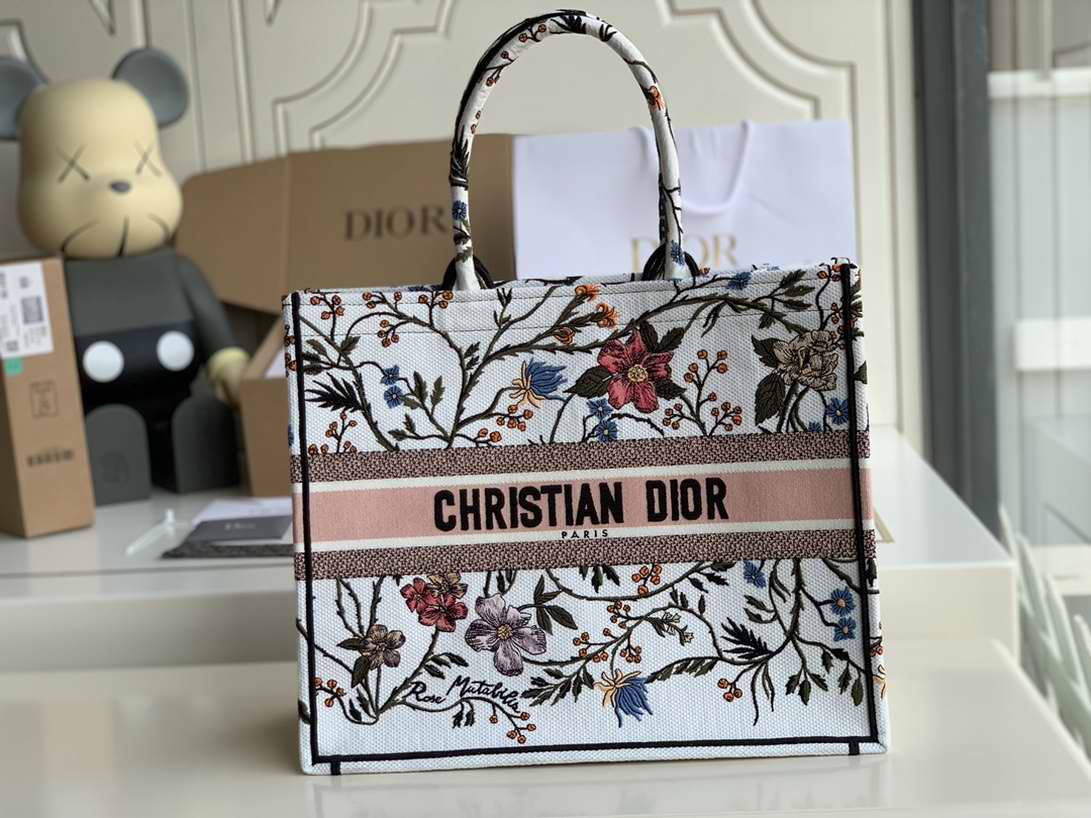  DIOR BOOK TOTE