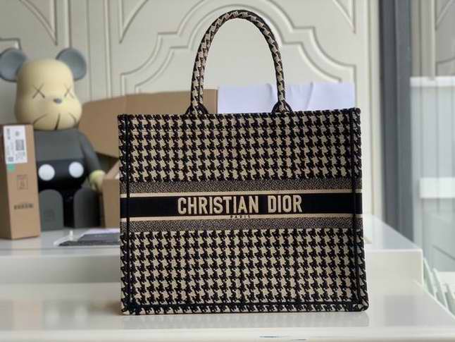  DIOR BOOK TOTE