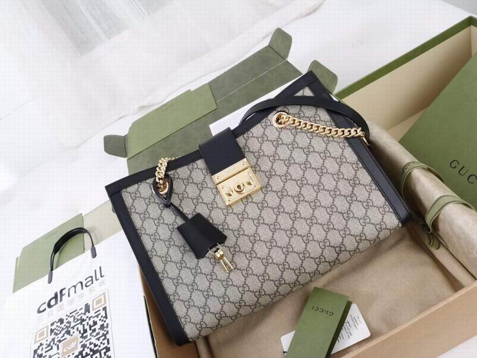  Padlock medium GG shoulder bag