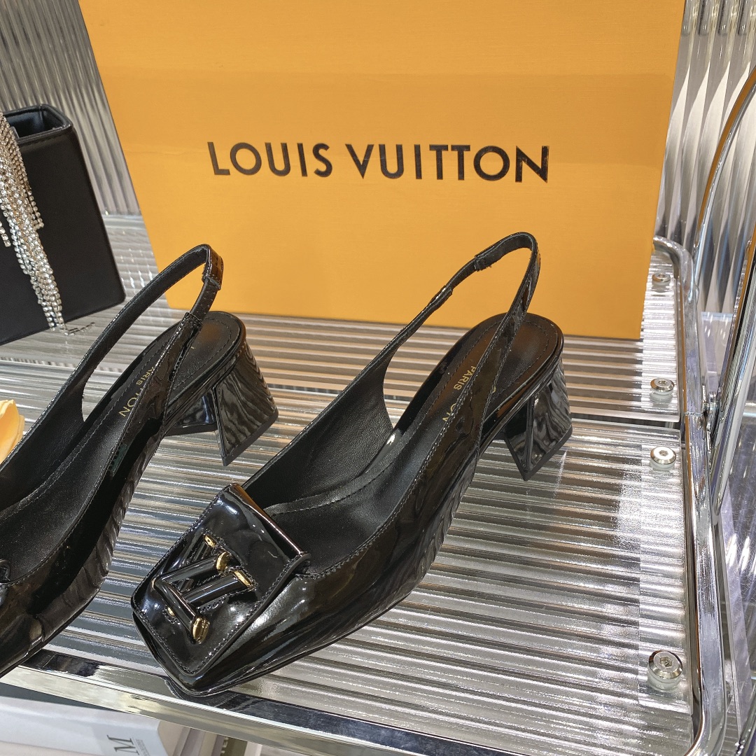  Louis Vuitton100