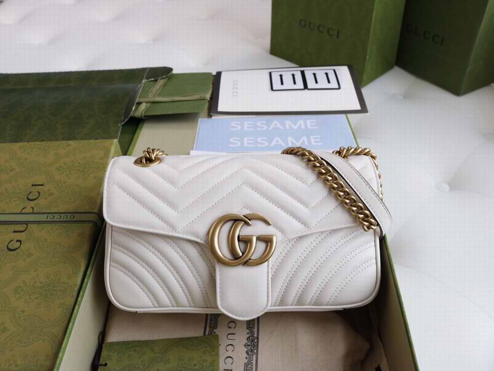  GG Marmont small shoulder bag