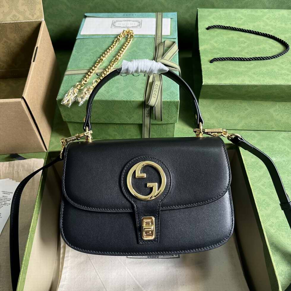  Gucci Blondie top-handle bag