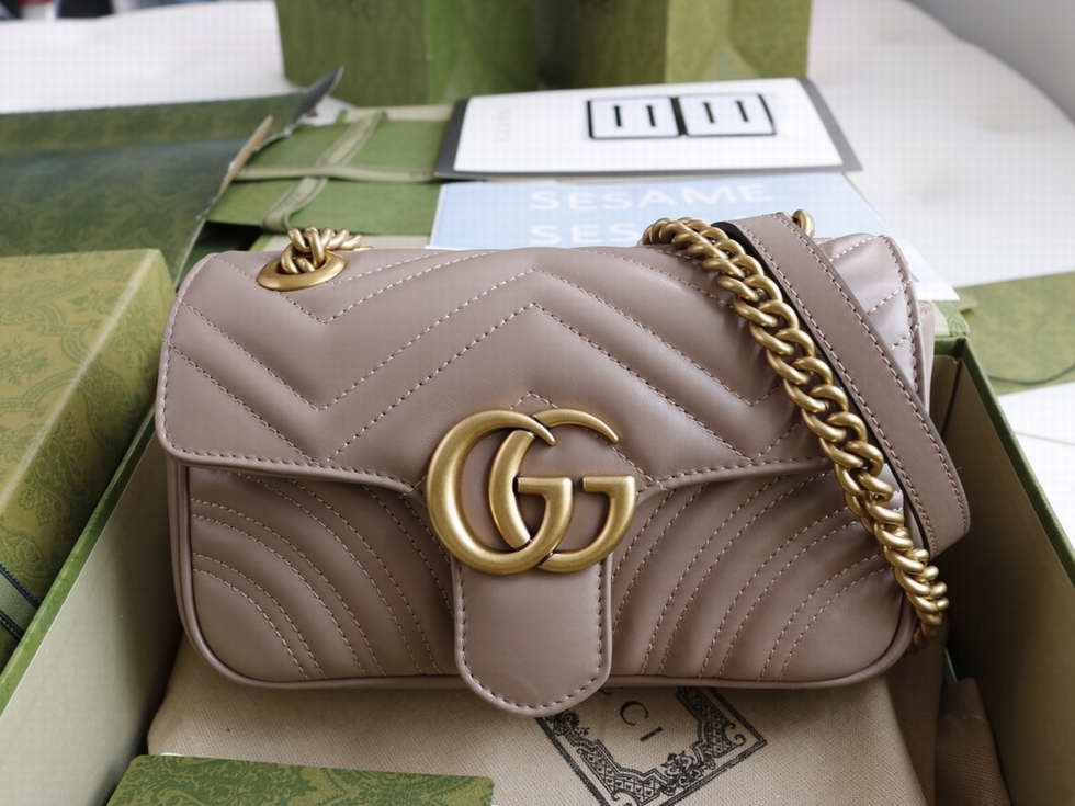  GG Marmont matelasse mini bag