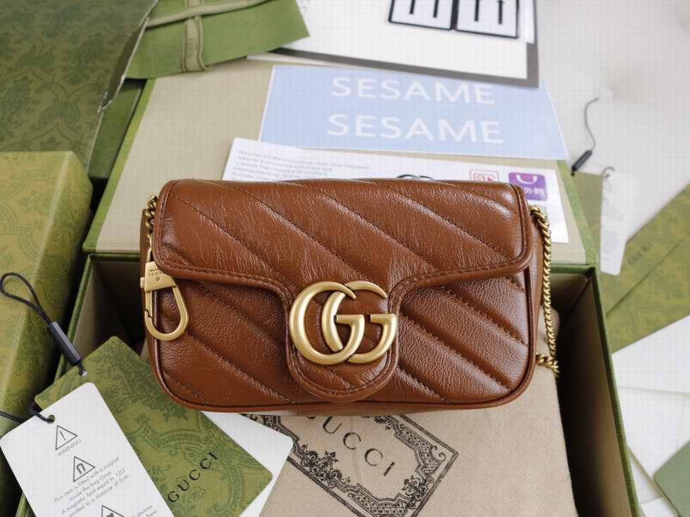 GG Marmont leather super mini bag
