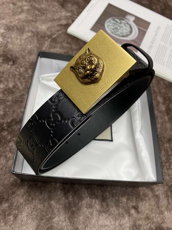  Gucci Belts027
