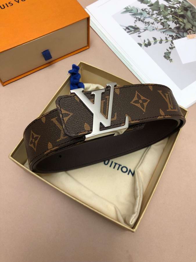  Louis Vuitton Belts016