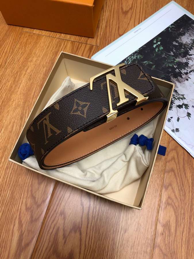  Louis Vuitton Belts043