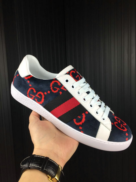  Men Gucci shoes 014