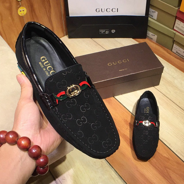  Men Gucci shoes 099