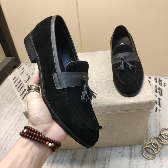  Men Gucci shoes 192