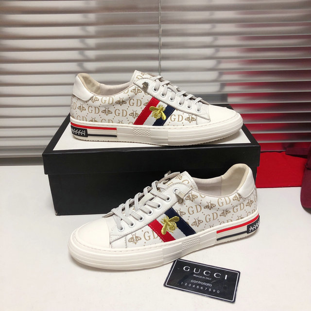  Men Gucci shoes 214
