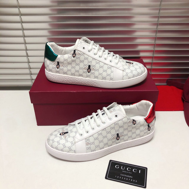  Men Gucci shoes 224