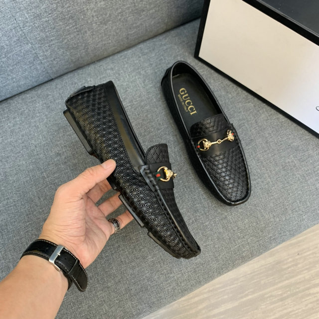  Men Gucci shoes 317