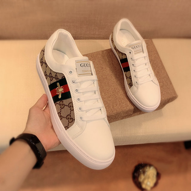  Men Gucci shoes 330