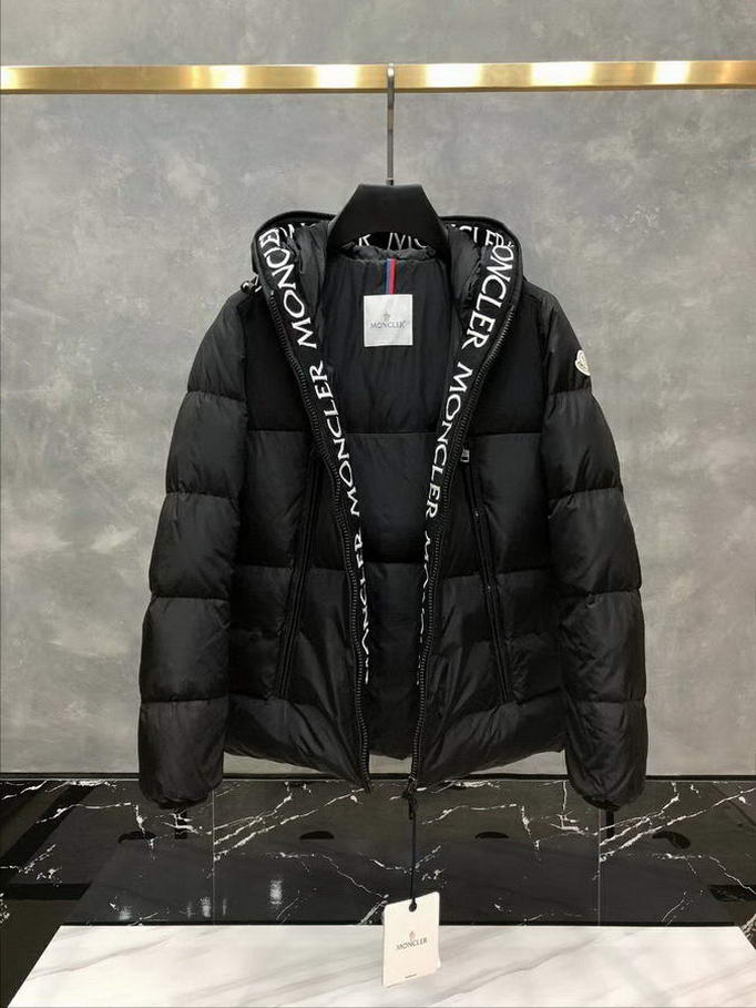  Men Moncler DownJackets006