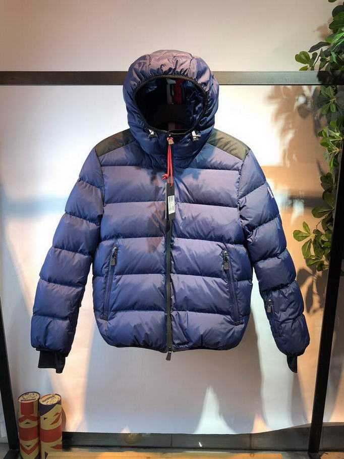  Men Moncler DownJackets014