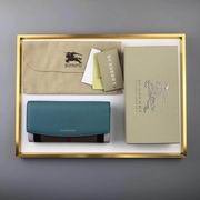 Burberry House Check And Leather Continental Wallet green 