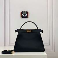 BLACK PEEKABOO ISEEU MEDIUM