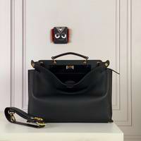 BLACK PEEKABOO ICONIC ESSENTIAL