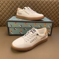 Men Gucci shoes 135
