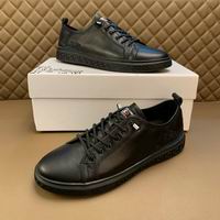 Men Gucci shoes 153