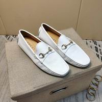 Men Gucci shoes 182