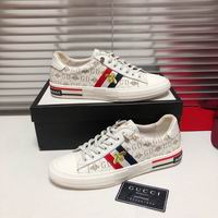 Men Gucci shoes 214